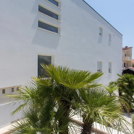 Solis - Private Heated Pool Kastela