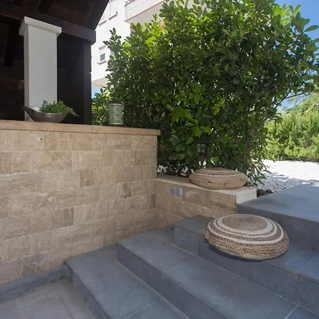 Solis - Private Heated Pool Kastela